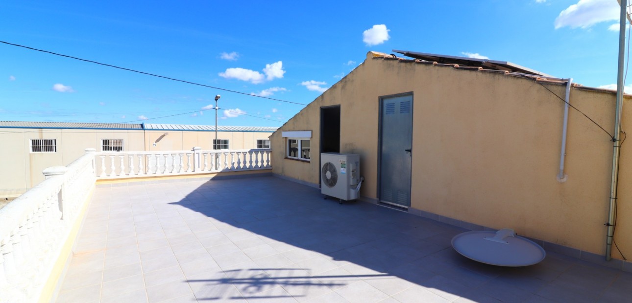 Herverkoop - Country Property -
Rafal - El Mudamiento