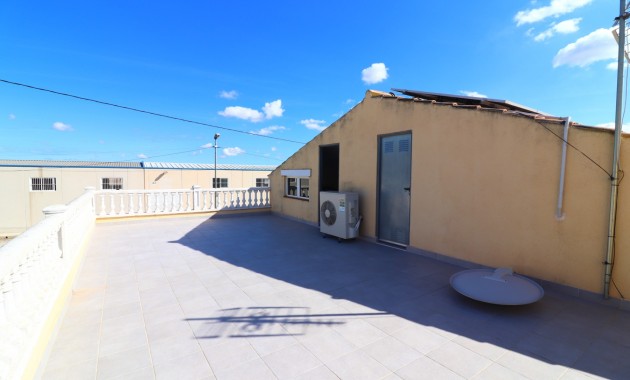 Herverkoop - Country Property -
Rafal - El Mudamiento