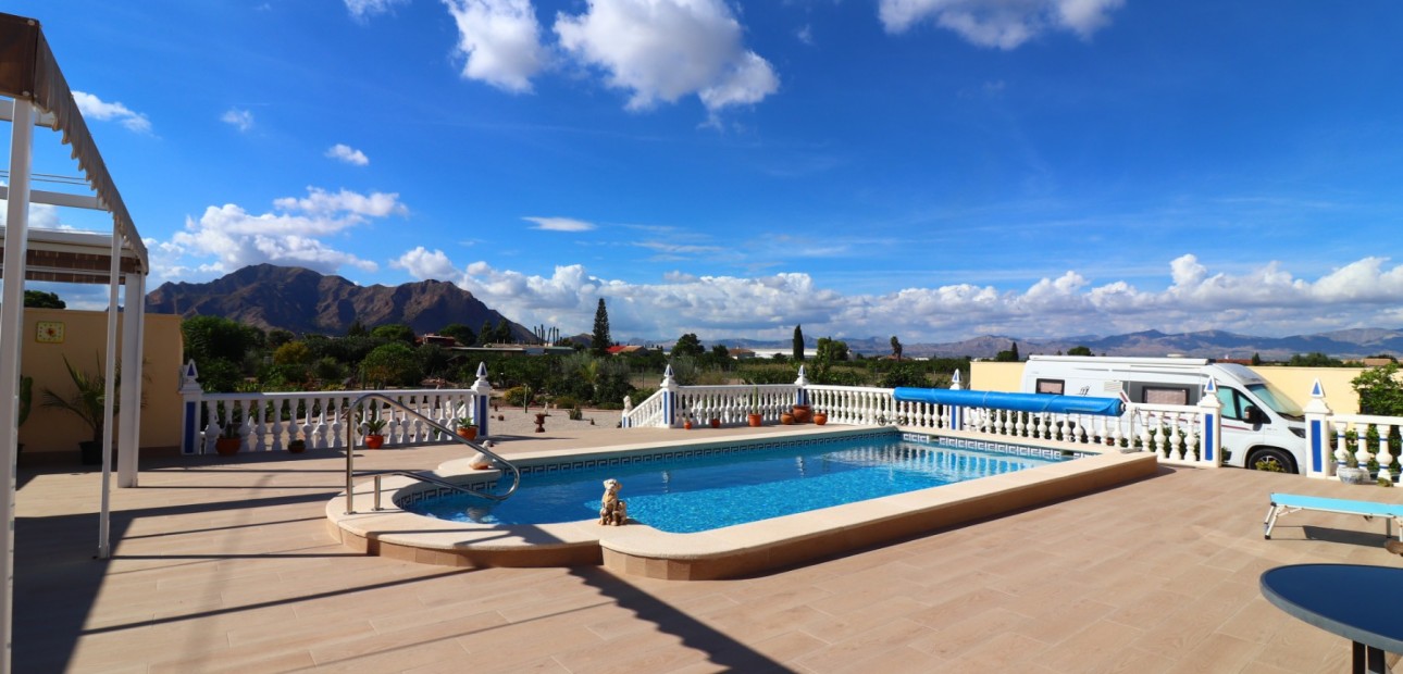 Herverkoop - Country Property -
Rafal - El Mudamiento