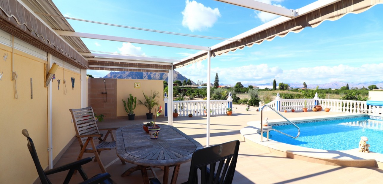 Herverkoop - Country Property -
Rafal - El Mudamiento