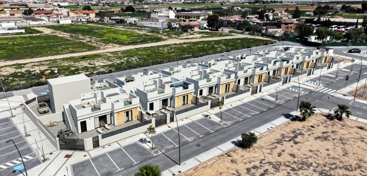 Nueva construcción  - Villa -
Roldan