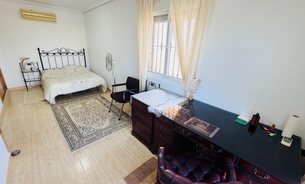 Sale - Detached Villa -
Los Montesinos - La herrada