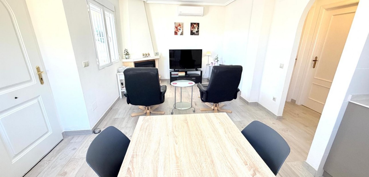Sale - Semi Detached Villa -
Ciudad Quesada - Rojales - La Marquesa Golf