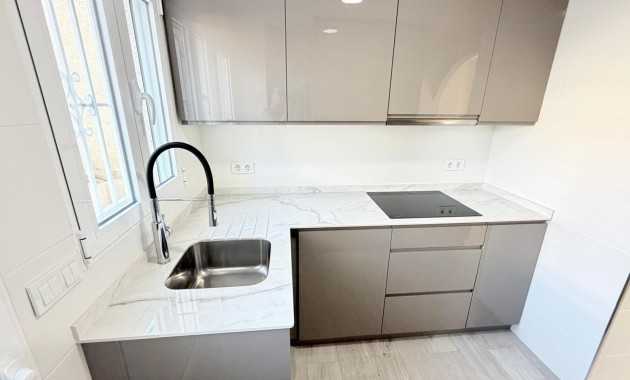 Sale - Semi Detached Villa -
Ciudad Quesada - Rojales - La Marquesa Golf