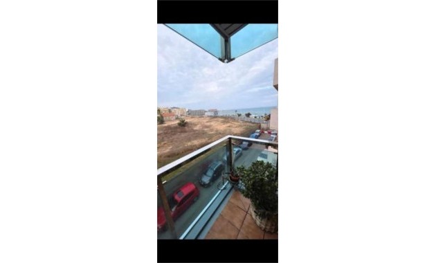 Sale - Apartment / flat -
Torrevieja - Playa del cura