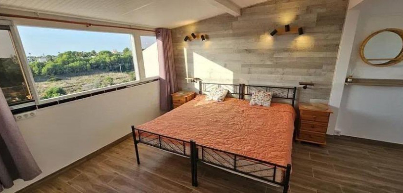 Sale - Villa -
Orihuela Costa - Lomas de Cabo Roig-Los Dolses