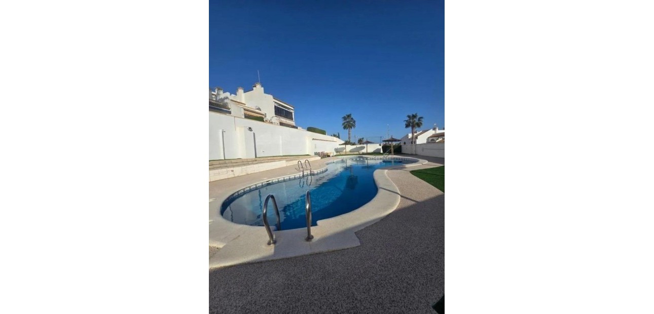 Sale - Villa -
Orihuela Costa - Lomas de Cabo Roig-Los Dolses