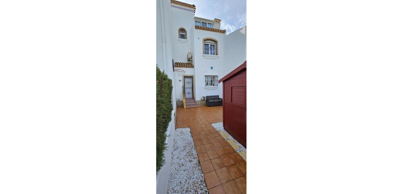 Sale - Villa -
Orihuela Costa - Lomas de Cabo Roig-Los Dolses