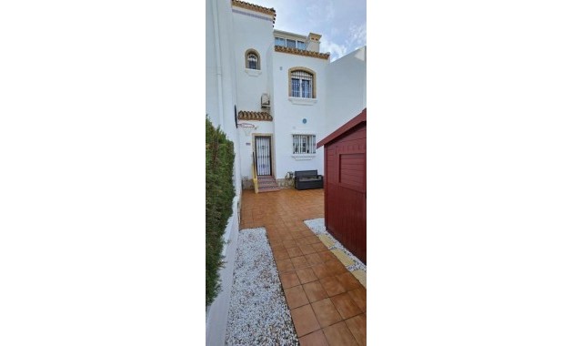 Sale - Villa -
Orihuela Costa - Lomas de Cabo Roig-Los Dolses
