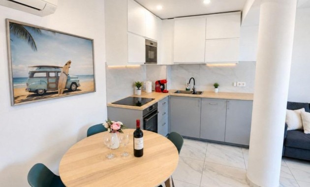 Sale - Apartment / flat -
Torrevieja - Torre la mata