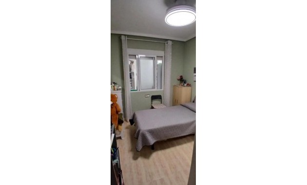 Sale - Apartment / flat -
Torrevieja - Estacion de autobuses