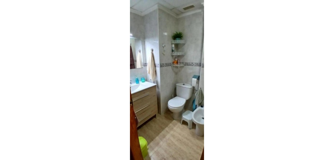 Sale - Apartment / flat -
Torrevieja - Estacion de autobuses