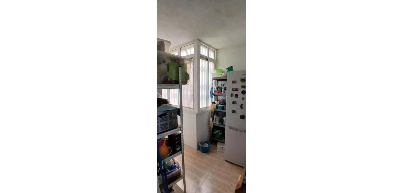 Sale - Apartment / flat -
Torrevieja - Estacion de autobuses