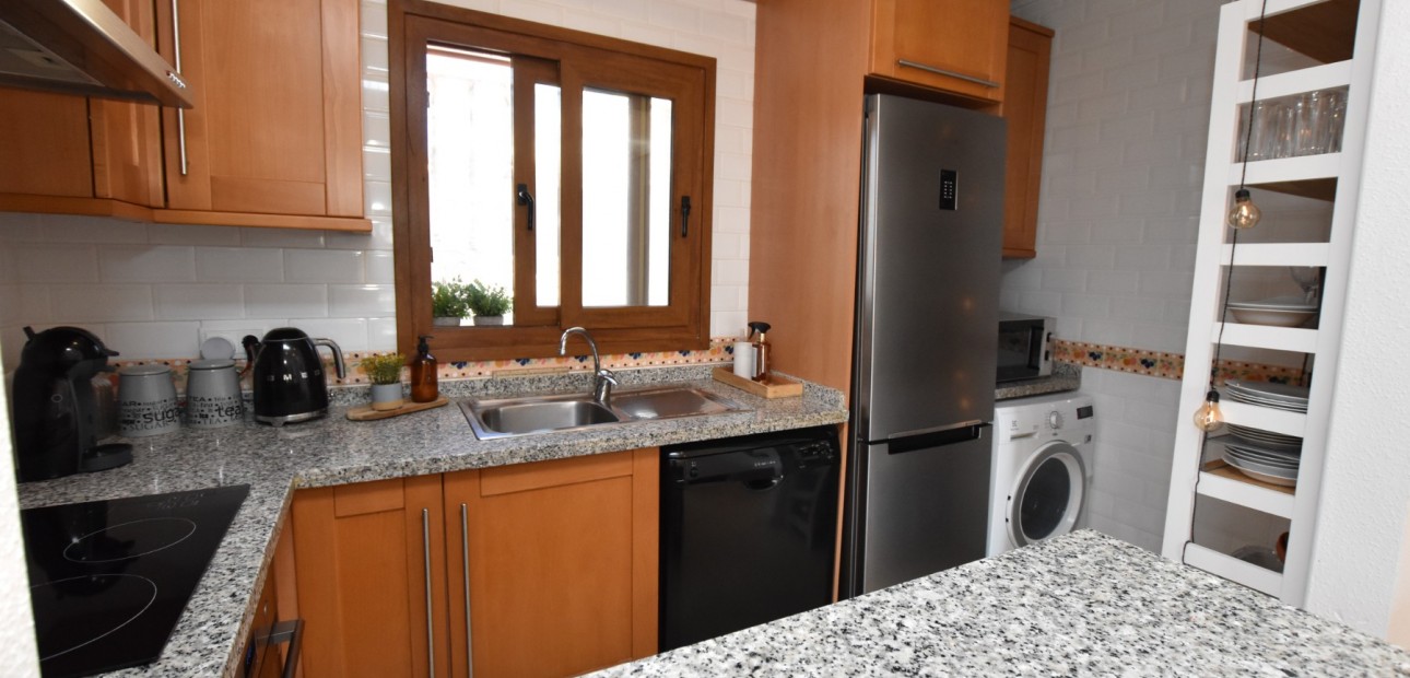 Sale - Bungalow -
Algorfa - La Finca Golf Resort