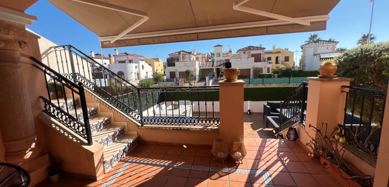 Sale - Bungalow -
Algorfa - La Finca Golf Resort