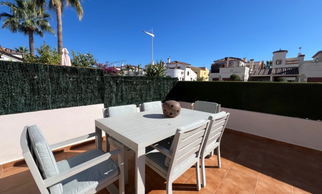 Sale - Bungalow -
Algorfa - La Finca Golf Resort