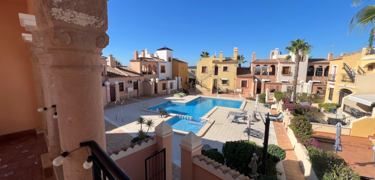Sale - Bungalow -
Algorfa - La Finca Golf Resort
