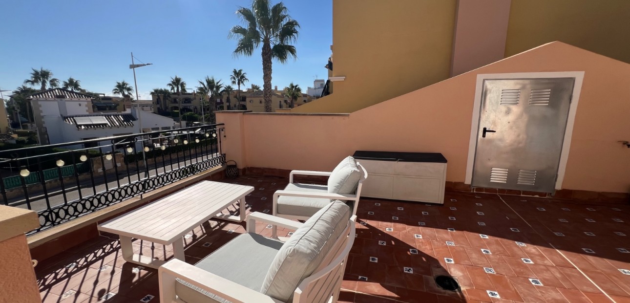 Sale - Bungalow -
Algorfa - La Finca Golf Resort