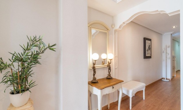 Sale - Penthouse -
Torrevieja - Centro