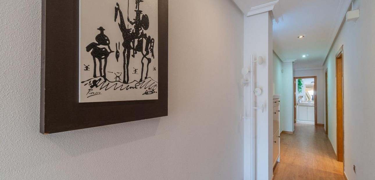 Sale - Penthouse -
Torrevieja - Centro