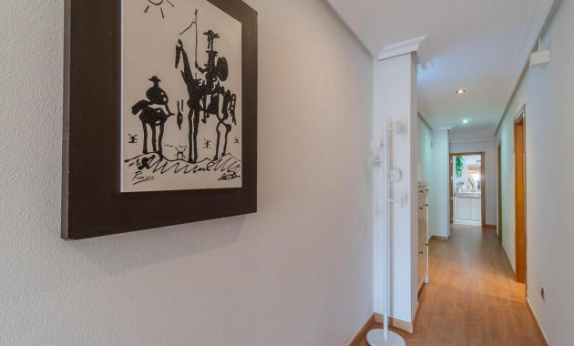Sale - Penthouse -
Torrevieja - Centro