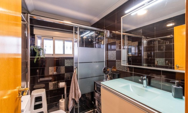 Sale - Penthouse -
Torrevieja - Centro