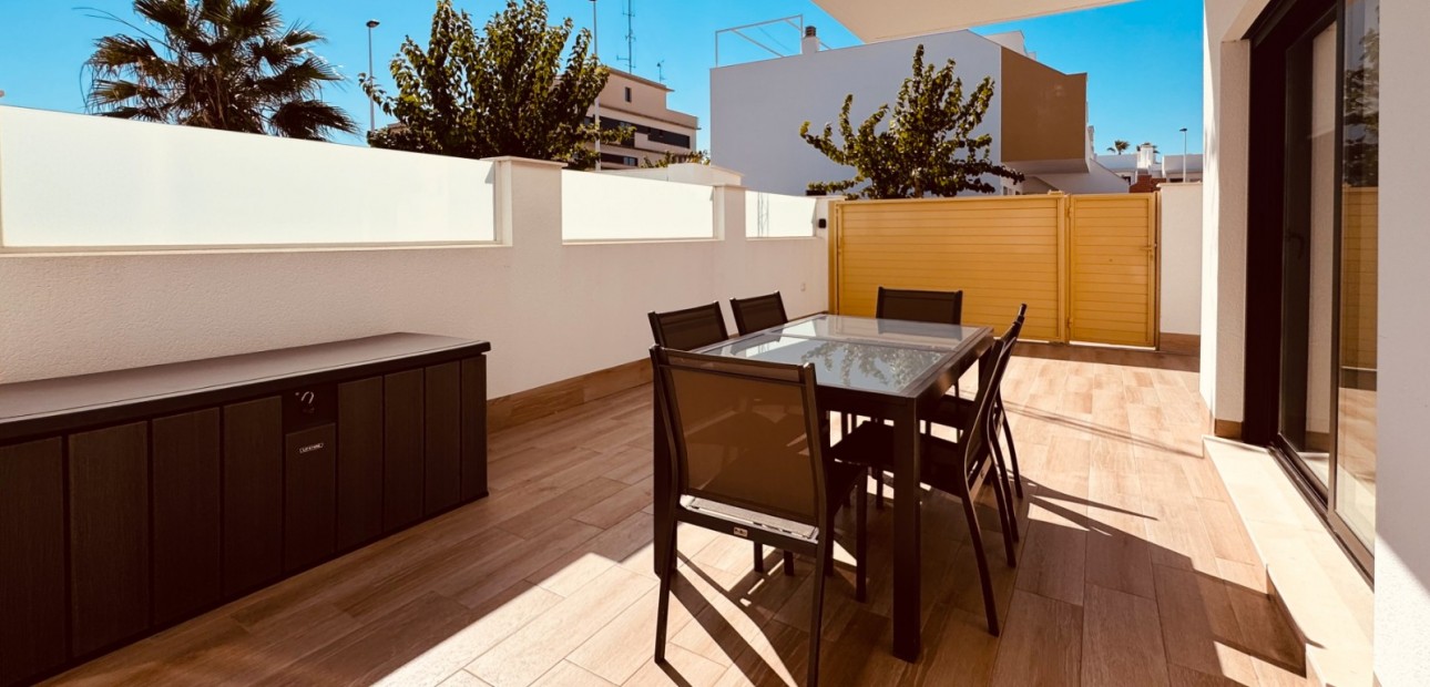 Herverkoop - Appartement / flat -
San Pedro del Pinatar - Lo pagan