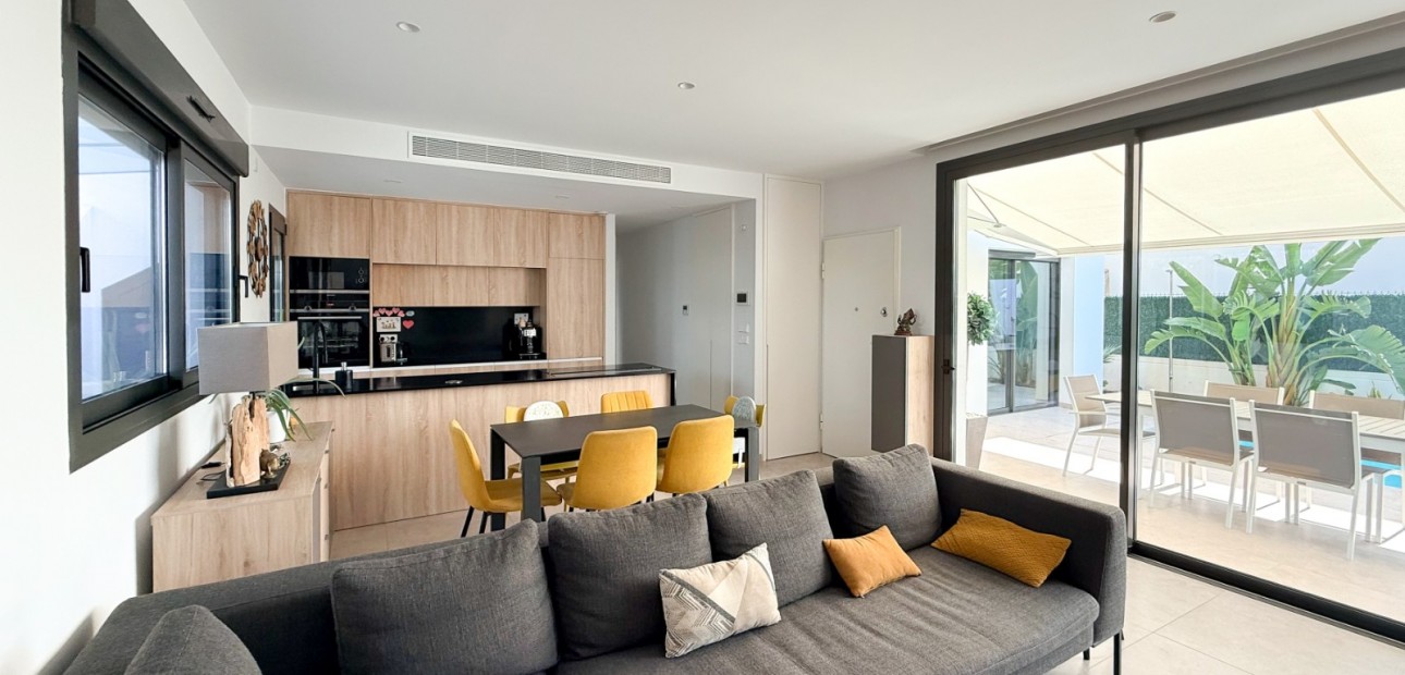 Sale - Villa -
San Javier - Santiago de la Ribera
