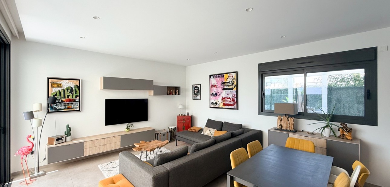 Sale - Villa -
San Javier - Santiago de la Ribera