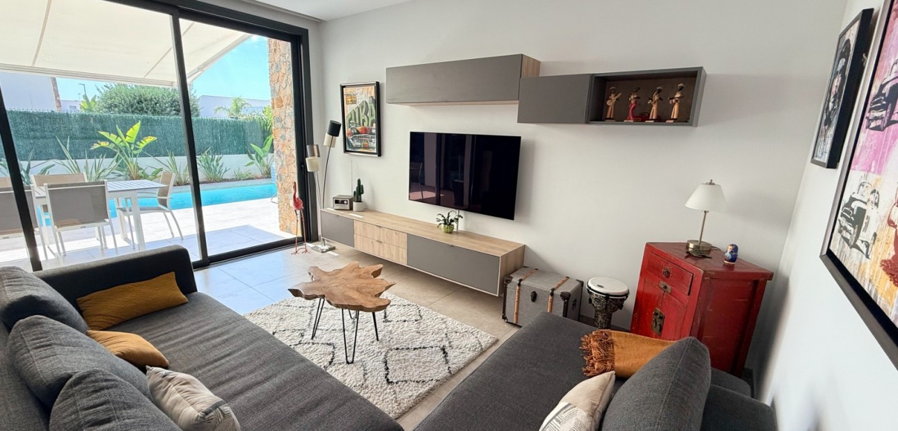 Sale - Villa -
San Javier - Santiago de la Ribera