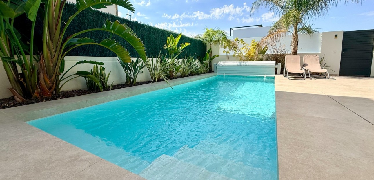 Sale - Villa -
San Javier - Santiago de la Ribera