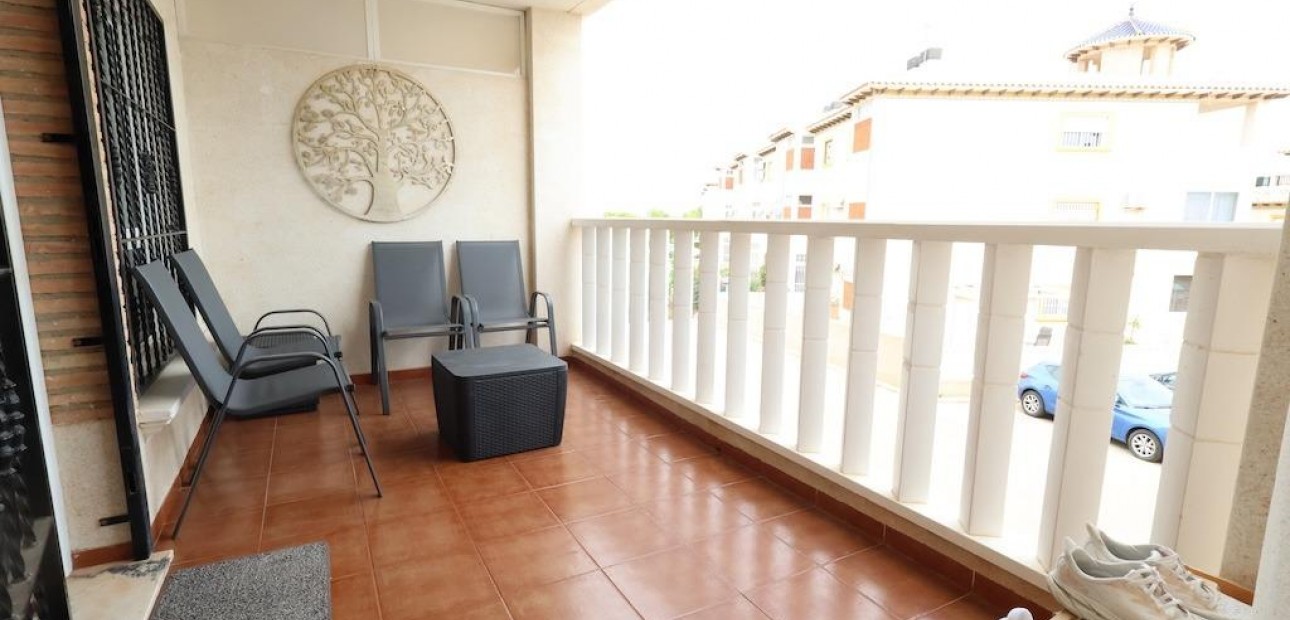Sale - Apartment / flat -
Orihuela Costa - La Zenia