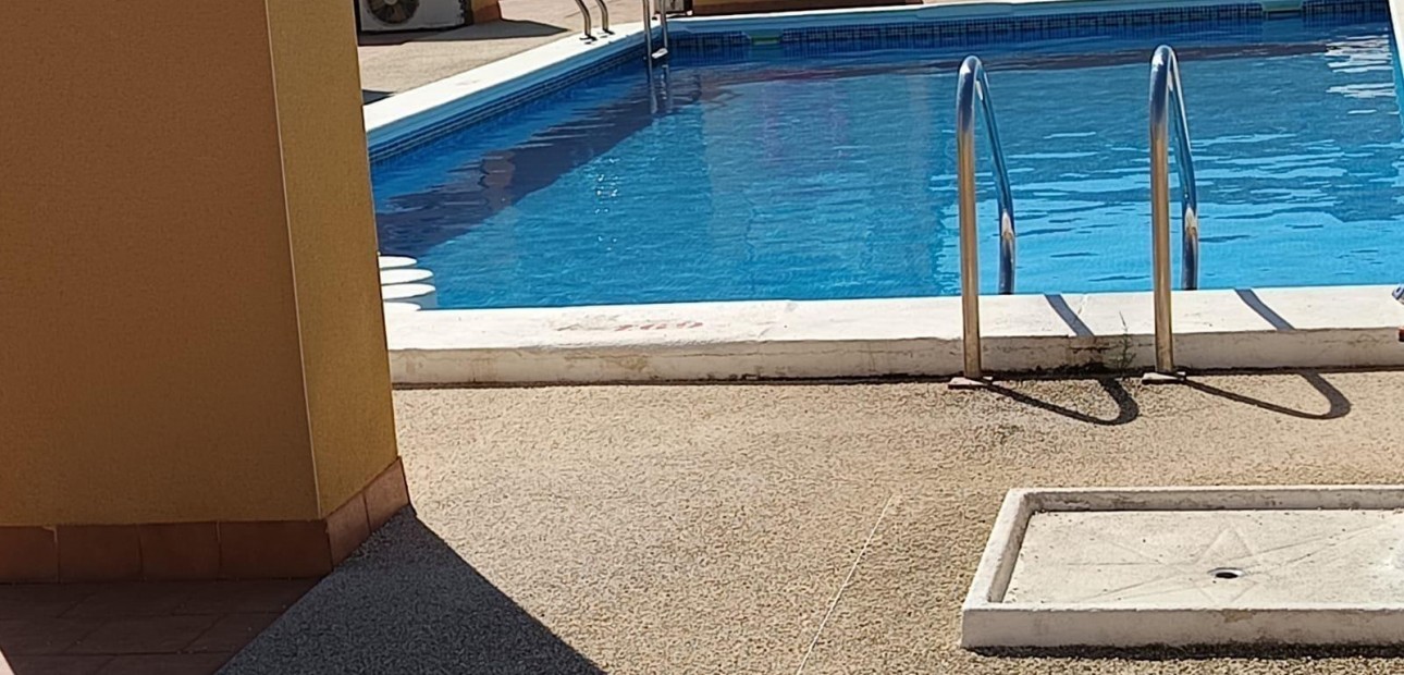 Sale - Apartment / flat -
Formentera del Segura - Pueblo 5