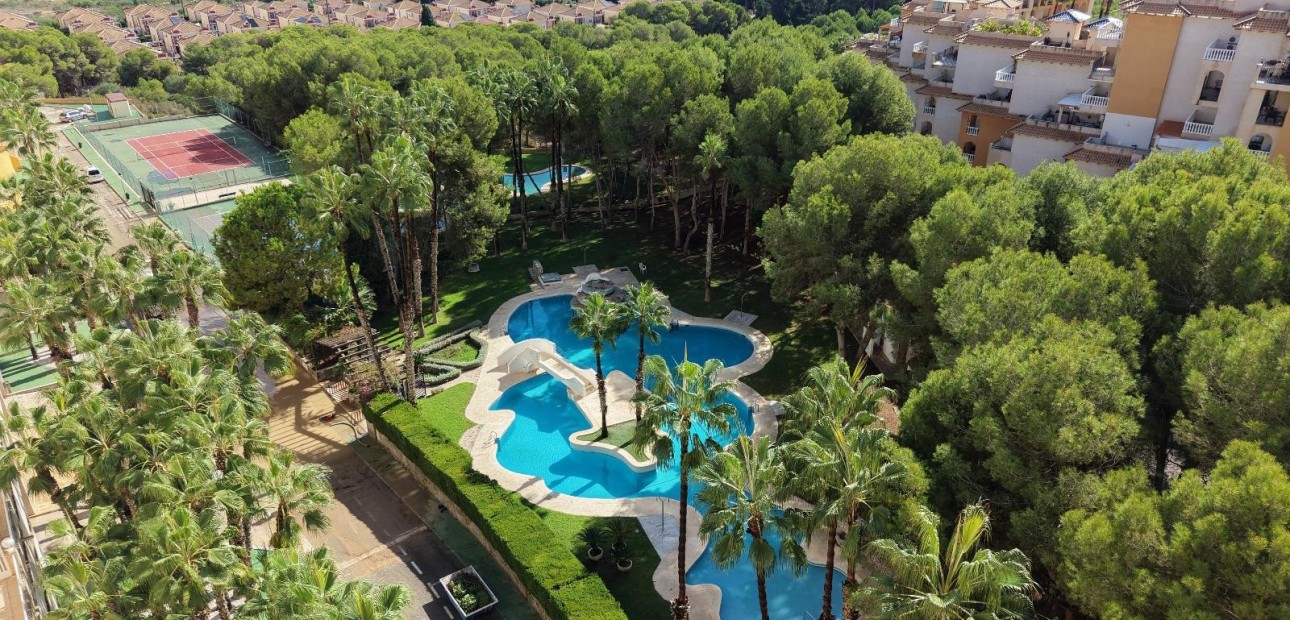 Sale - Apartment / flat -
Orihuela Costa - Dehesa de Campoamor