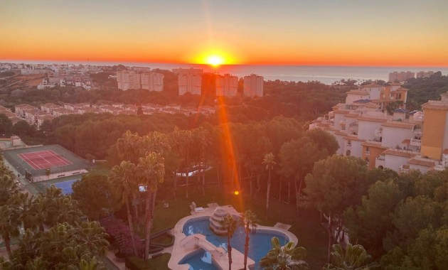 Sale - Apartment / flat -
Orihuela Costa - Dehesa de Campoamor