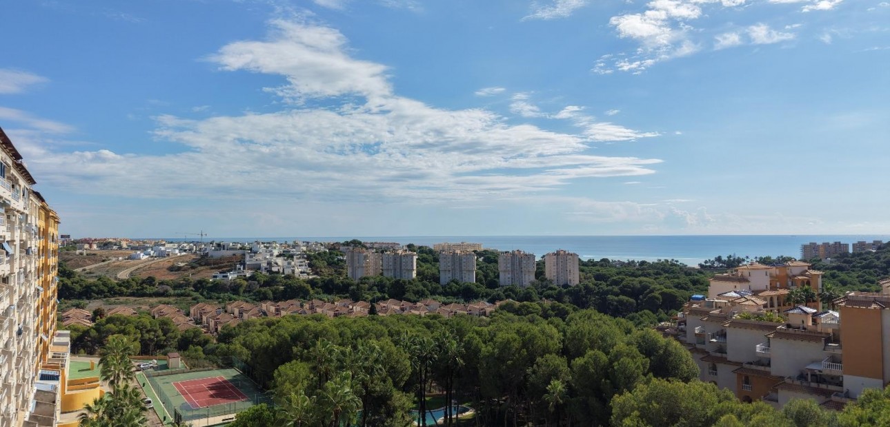 Sale - Apartment / flat -
Orihuela Costa - Dehesa de Campoamor