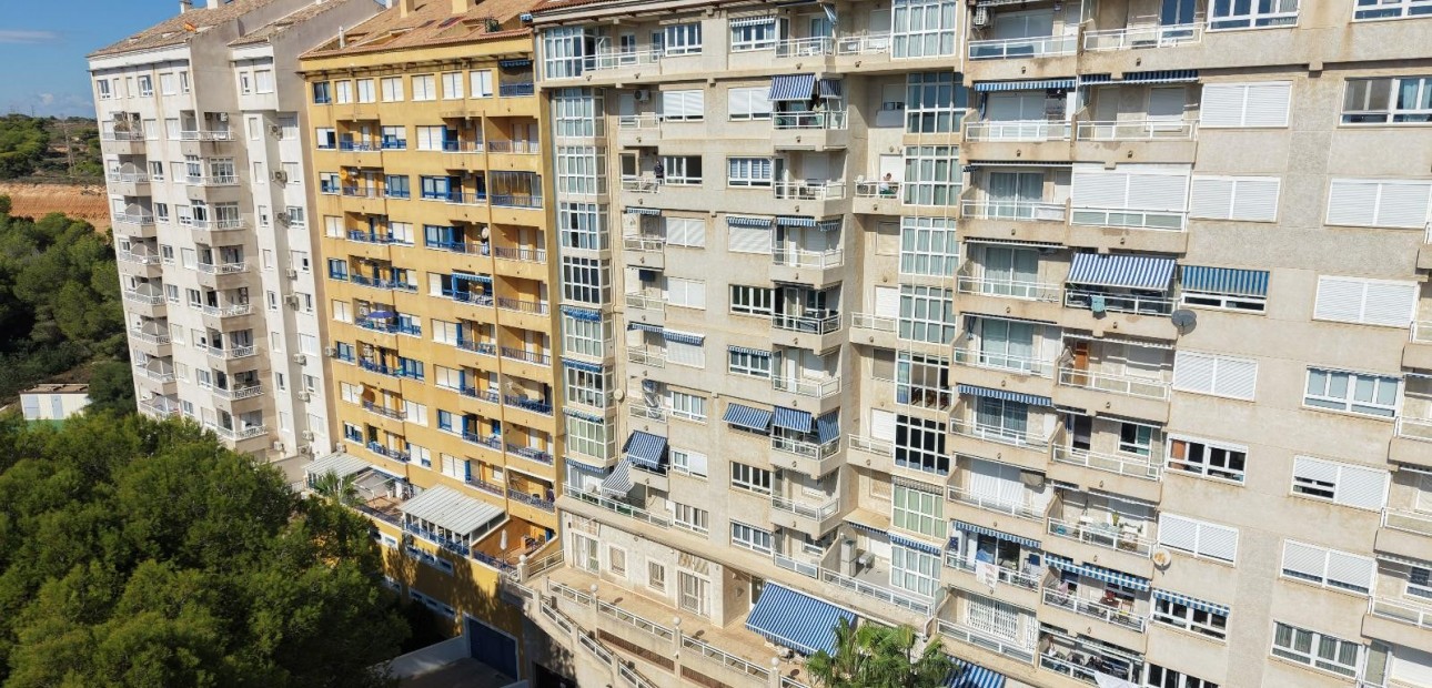 Sale - Apartment / flat -
Orihuela Costa - Dehesa de Campoamor