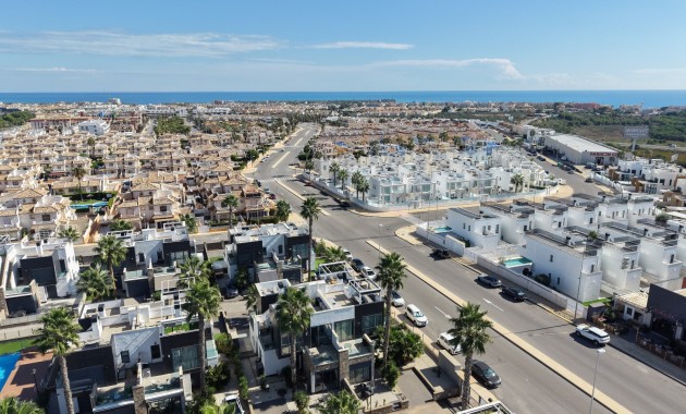 Sale - Quad Villa -
Orihuela Costa - Lomas de Cabo Roig