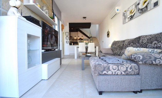 Sale - Quad Villa -
Orihuela Costa - Lomas de Cabo Roig