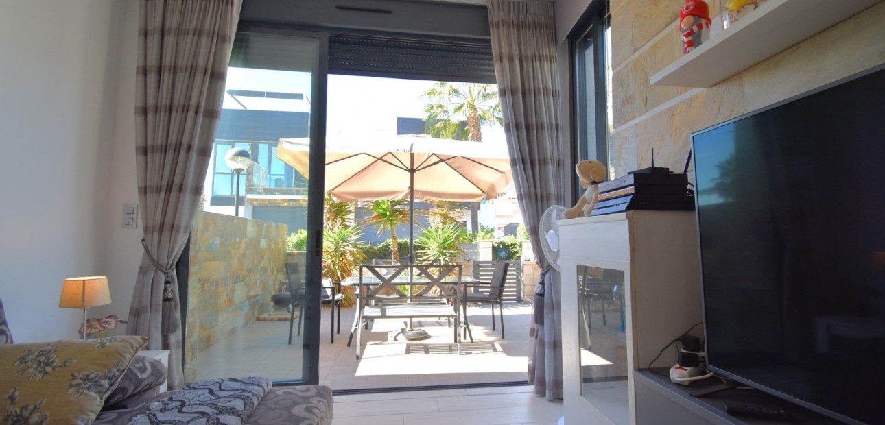 Sale - Quad Villa -
Orihuela Costa - Lomas de Cabo Roig