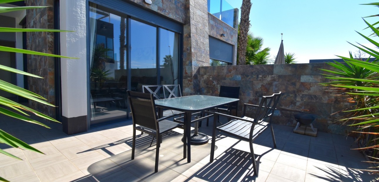 Sale - Quad Villa -
Orihuela Costa - Lomas de Cabo Roig