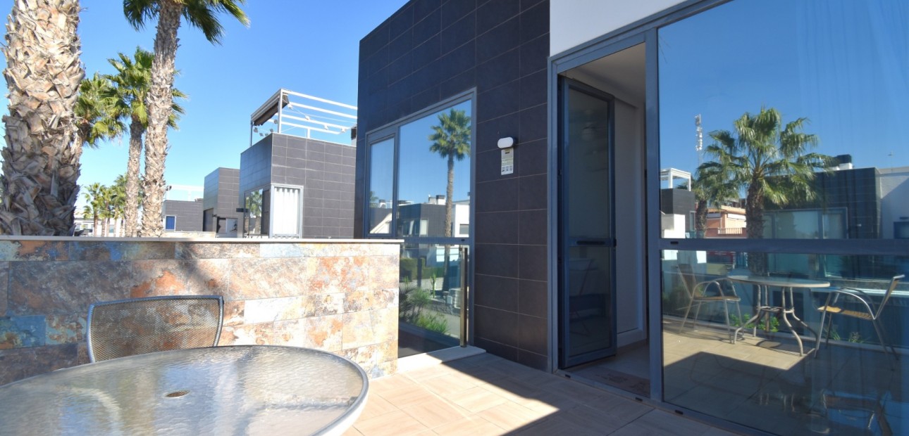 Sale - Quad Villa -
Orihuela Costa - Lomas de Cabo Roig