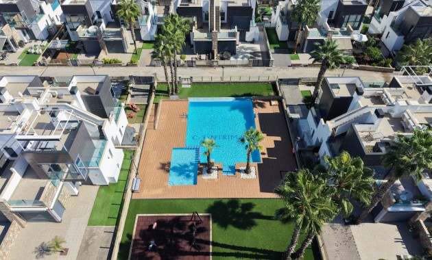 Sale - Quad Villa -
Orihuela Costa - Lomas de Cabo Roig