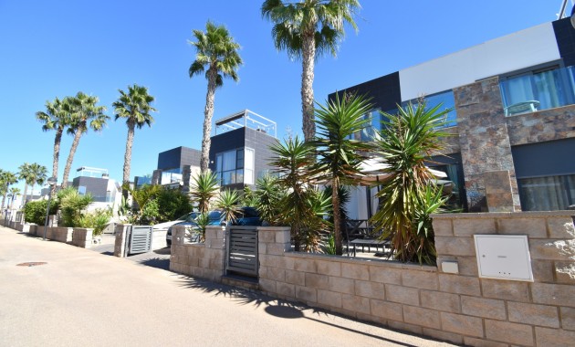 Sale - Quad Villa -
Orihuela Costa - Lomas de Cabo Roig
