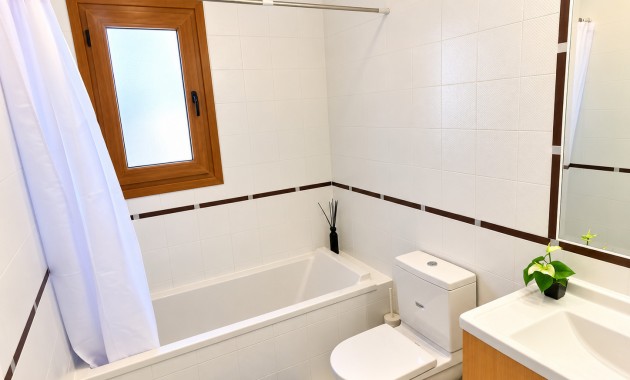 Sale - Apartment / flat -
Algorfa - La Finca Golf Resort