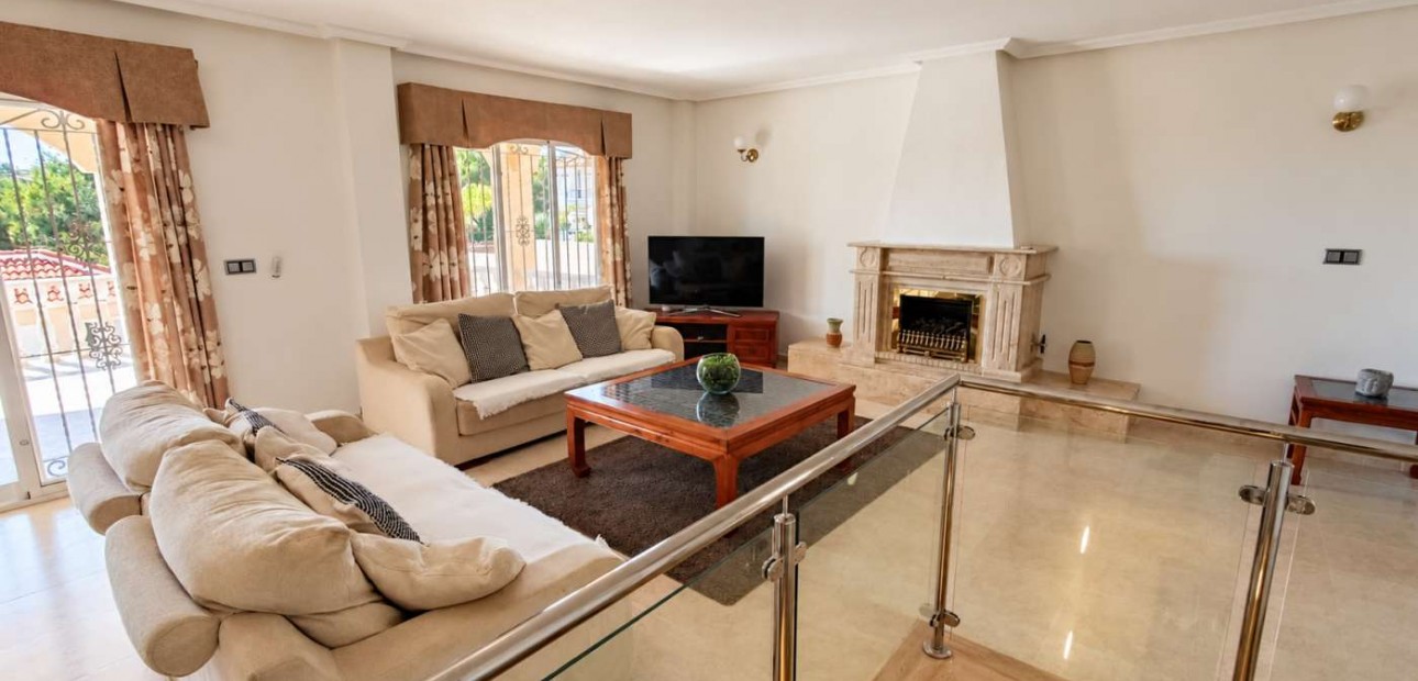 Sale - Detached Villa -
Algorfa - Montemar