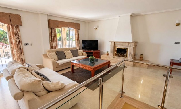 Sale - Detached Villa -
Algorfa - Montemar