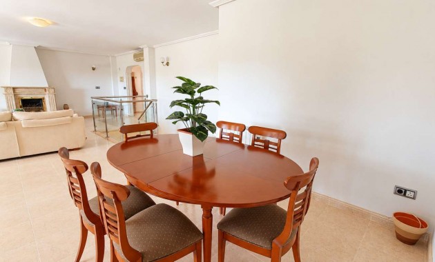 Sale - Detached Villa -
Algorfa - Montemar