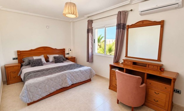 Sale - Detached Villa -
Algorfa - Montemar