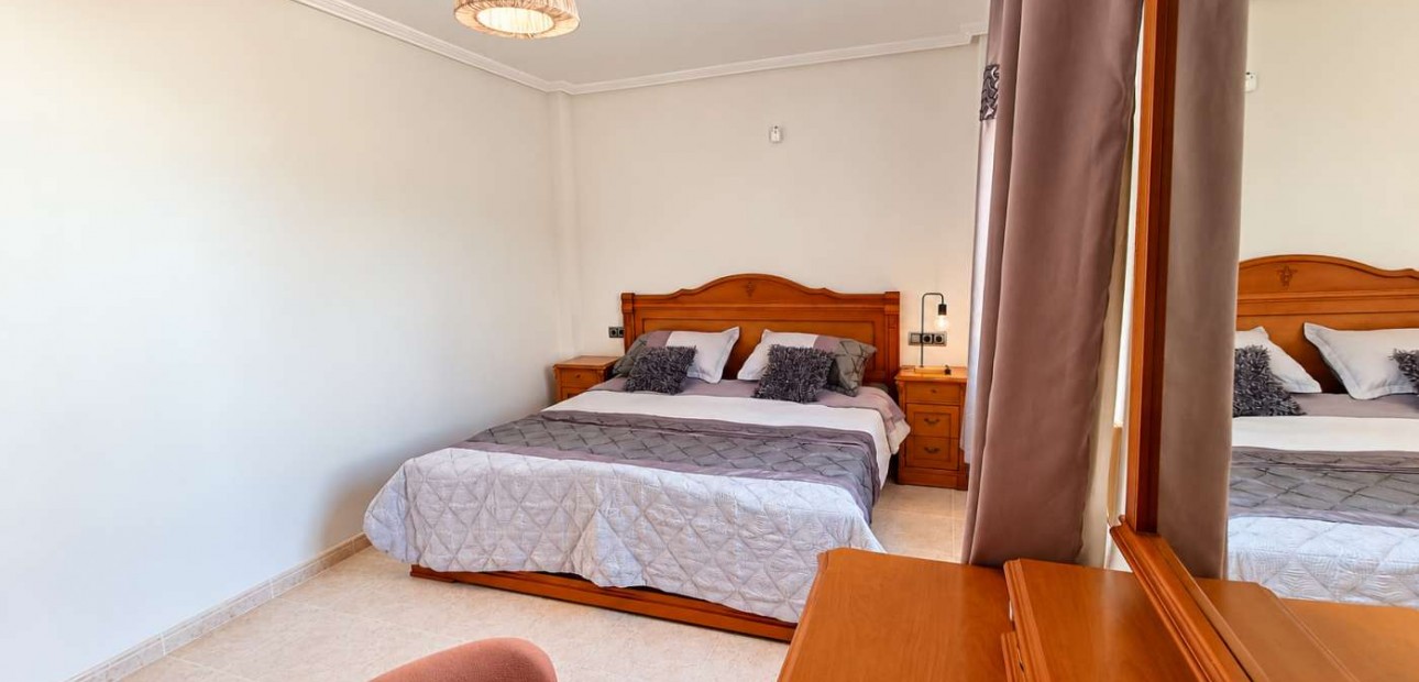 Sale - Detached Villa -
Algorfa - Montemar